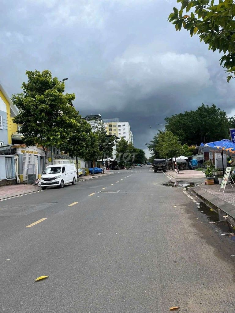 Bất động sản tại Tp Hồ Chí Minh - ảnh 1