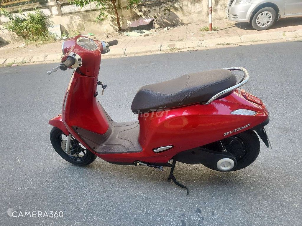 VinFast 2025 - ảnh 1