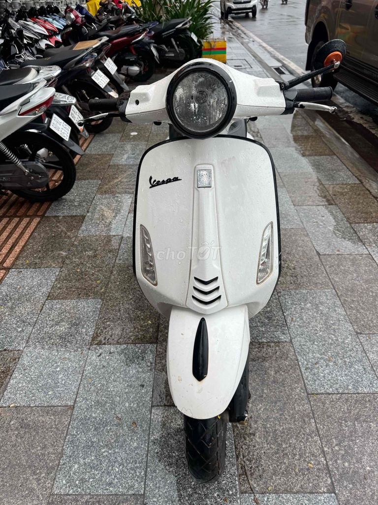 Piaggio 2015 - ảnh 1