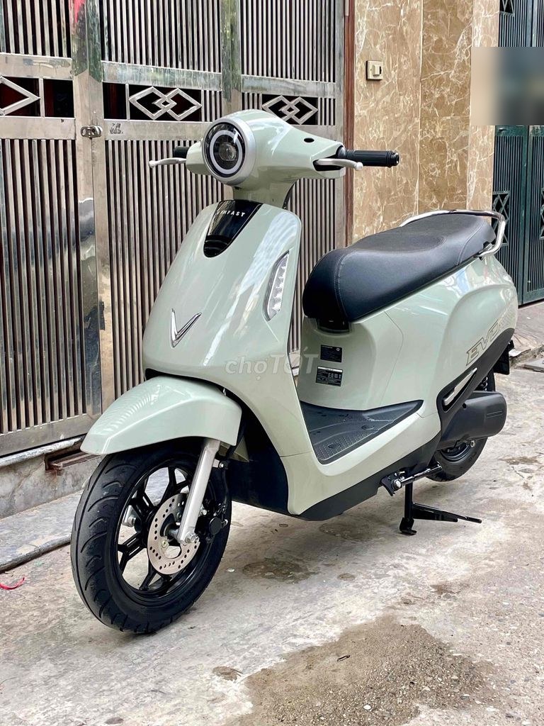 VinFast 2025 - ảnh 1