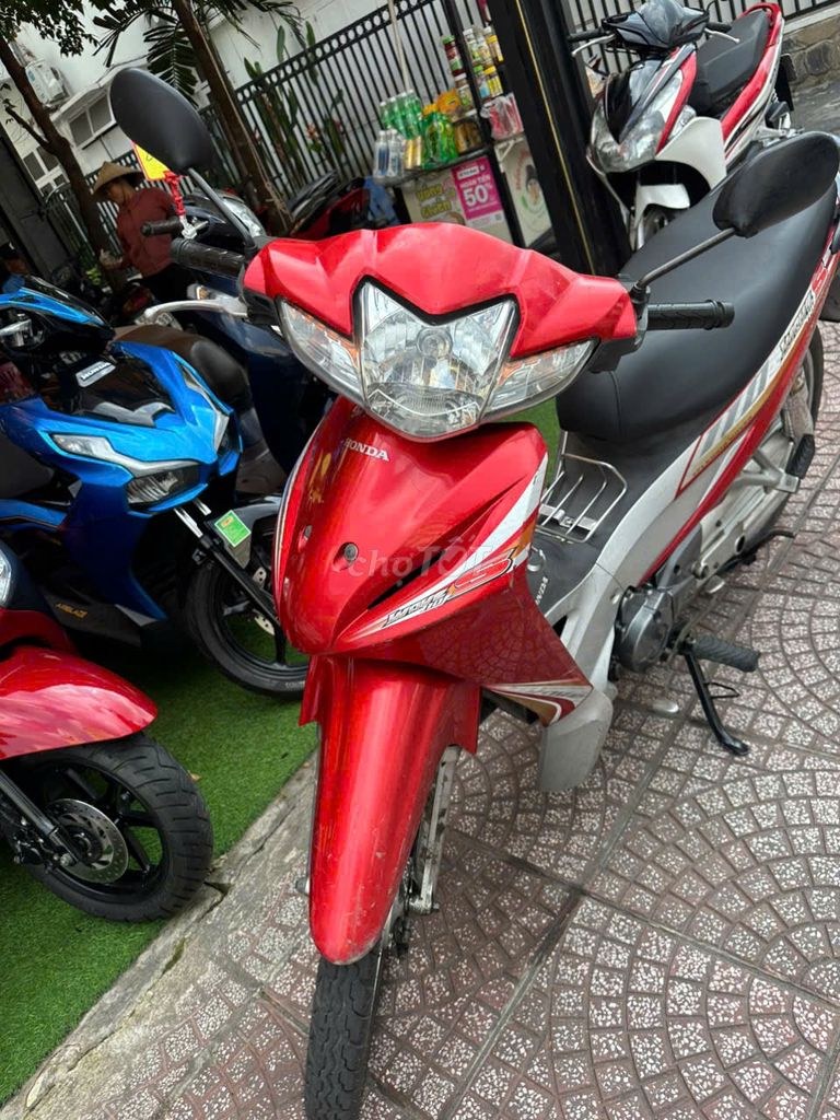 Honda 2011 - ảnh 1