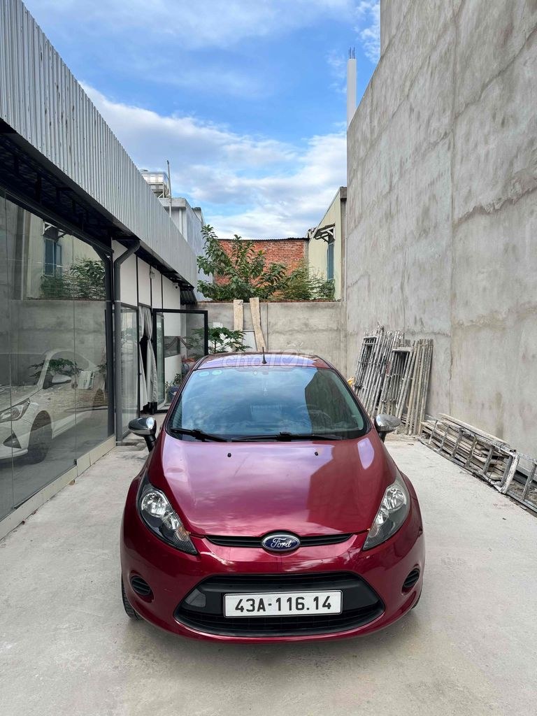 Ford Fiesta 2013 - ảnh 3