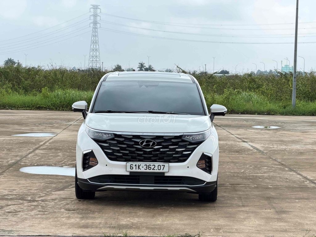 Hyundai Custin 2023 - ảnh 1