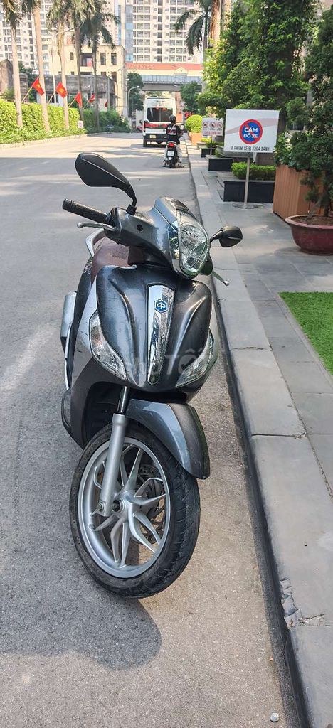 Piaggio 2019 - ảnh 1