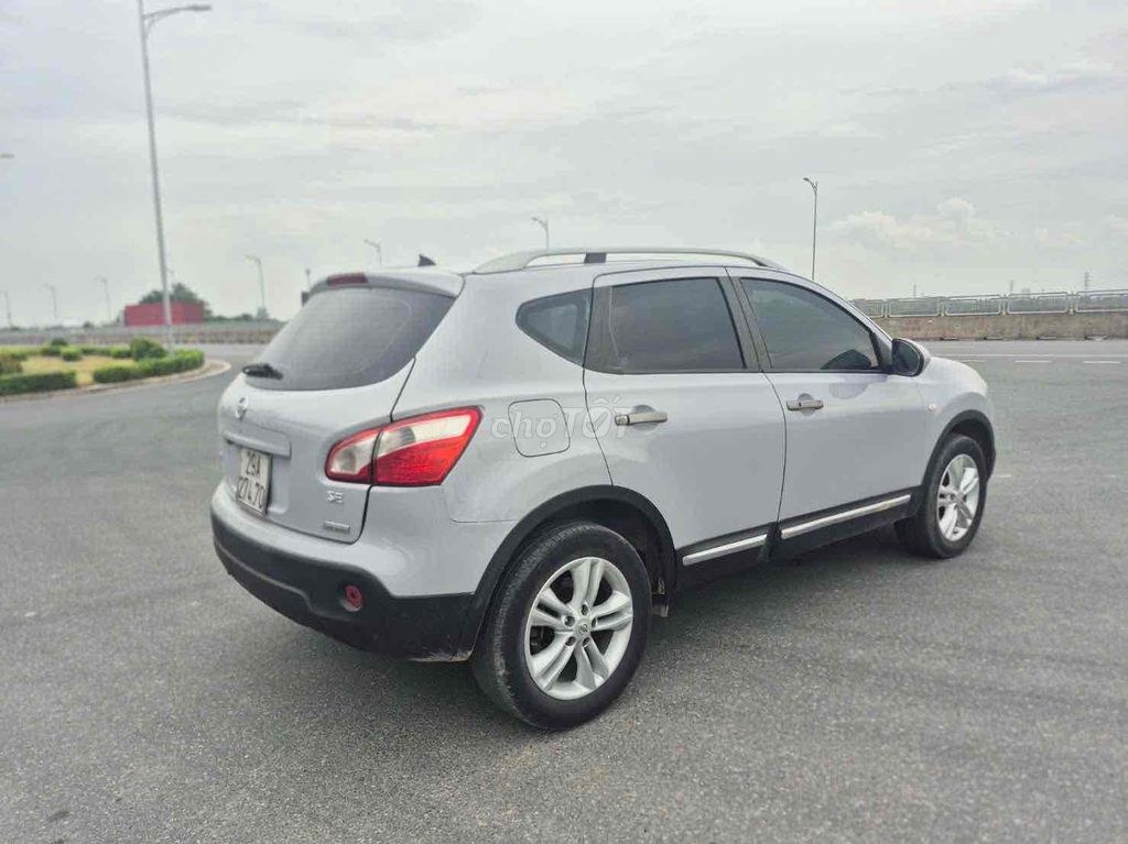 Nissan Qashqai 2010 - ảnh 2