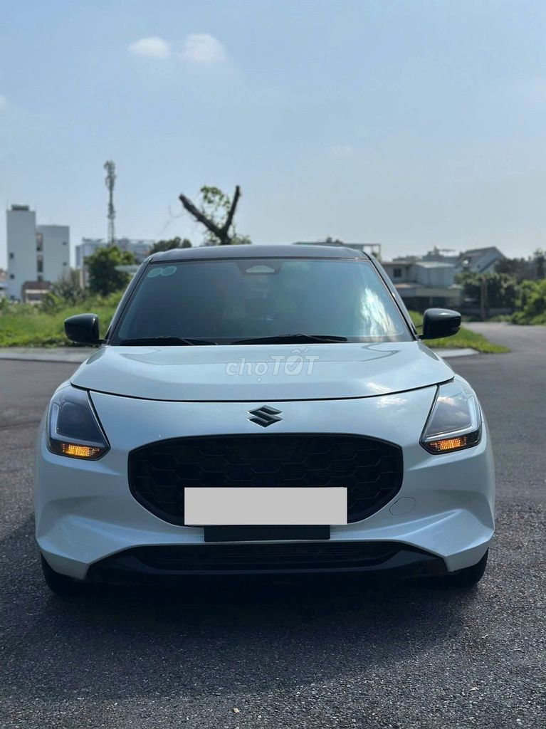 Suzuki Swift 2025 - ảnh 1