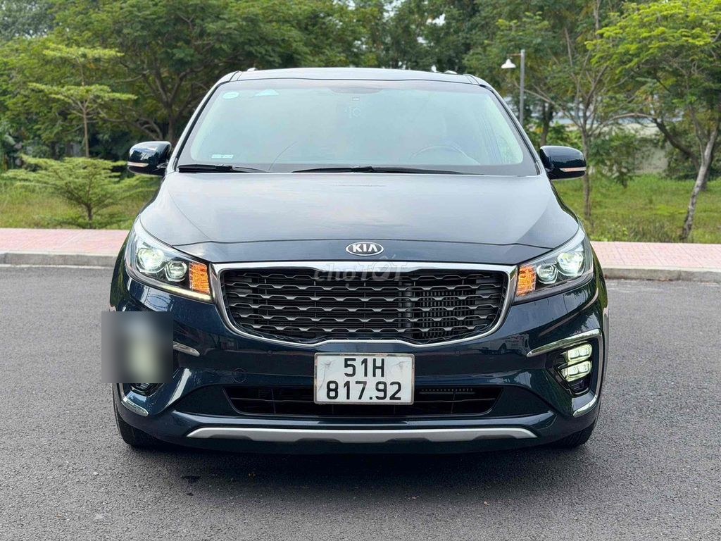 Kia Sedona 2021 - ảnh 1
