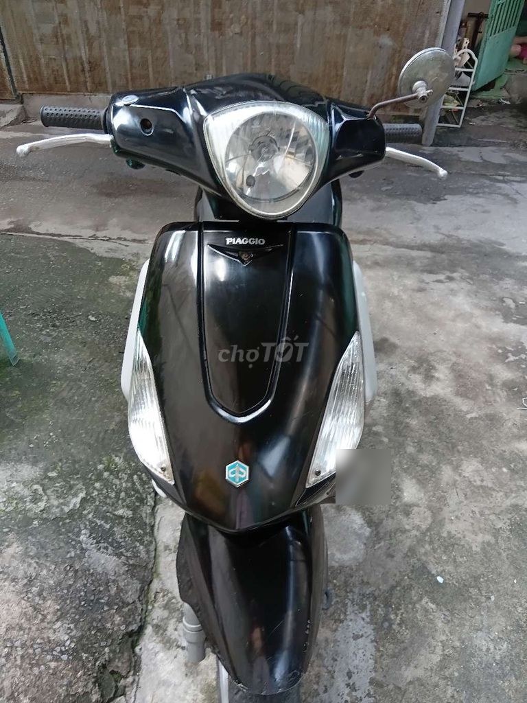 Piaggio 2011 - ảnh 1