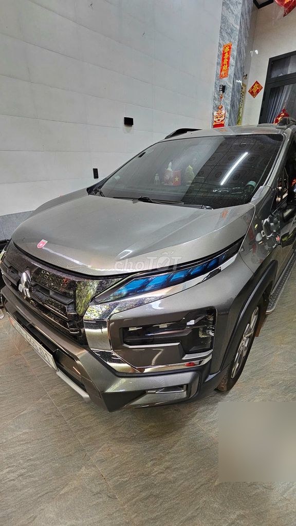 Mitsubishi Xpander Cross 2023 - ảnh 1