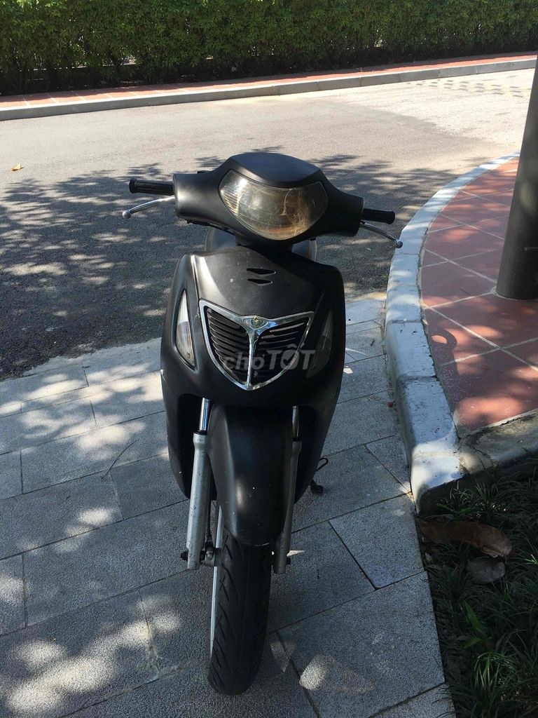 Honda 2005 - ảnh 1
