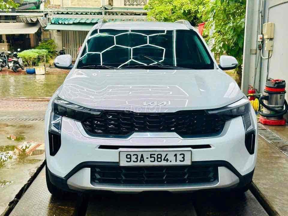 Kia Sonet 2025 - ảnh 1