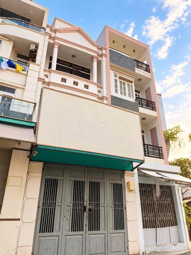 Bất động sản tại Tp Hồ Chí Minh - ảnh 1