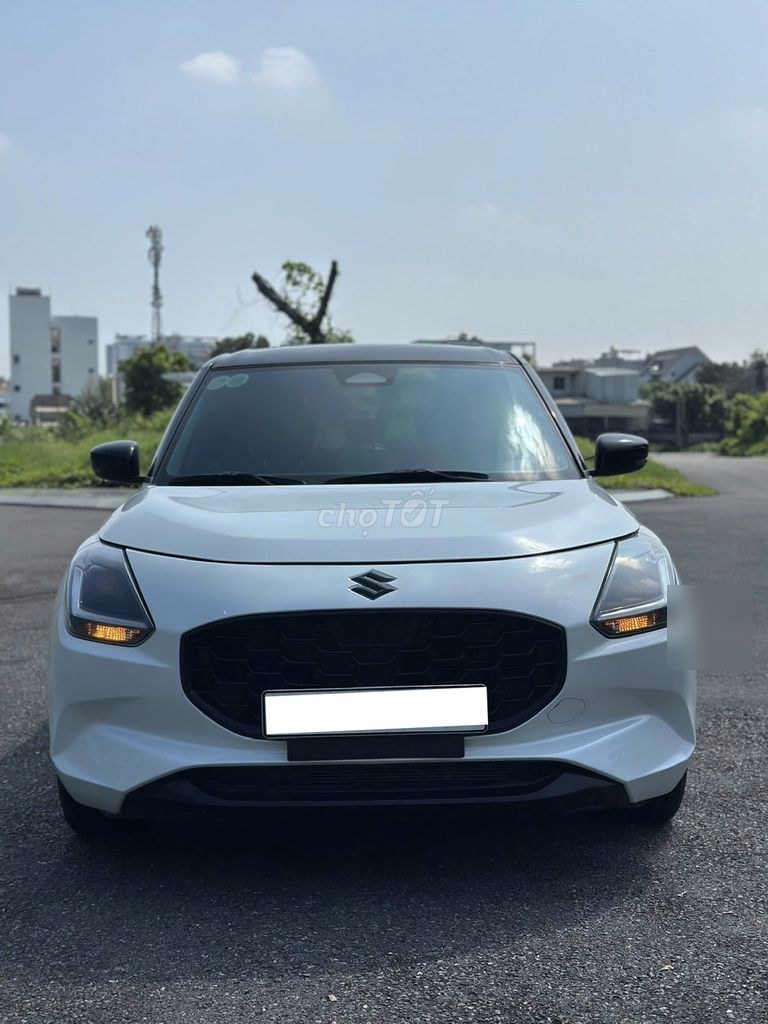 Suzuki Swift 2025 - ảnh 1