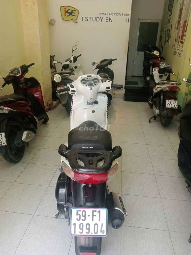 Honda 2005 - ảnh 1