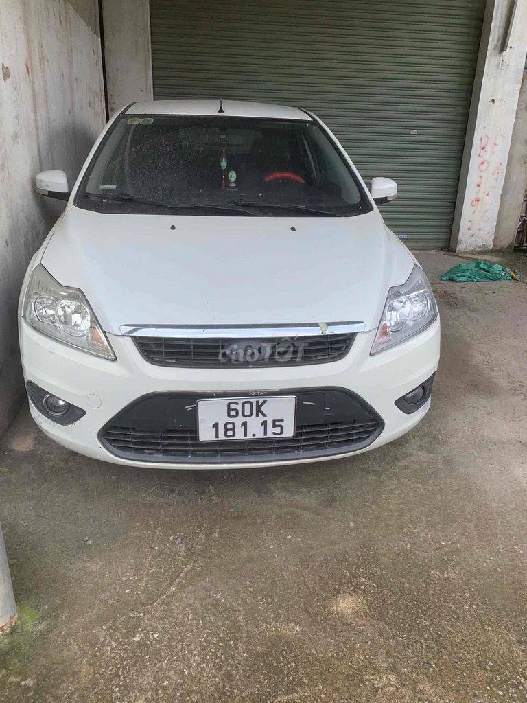 Ford Focus 2010 - ảnh 1