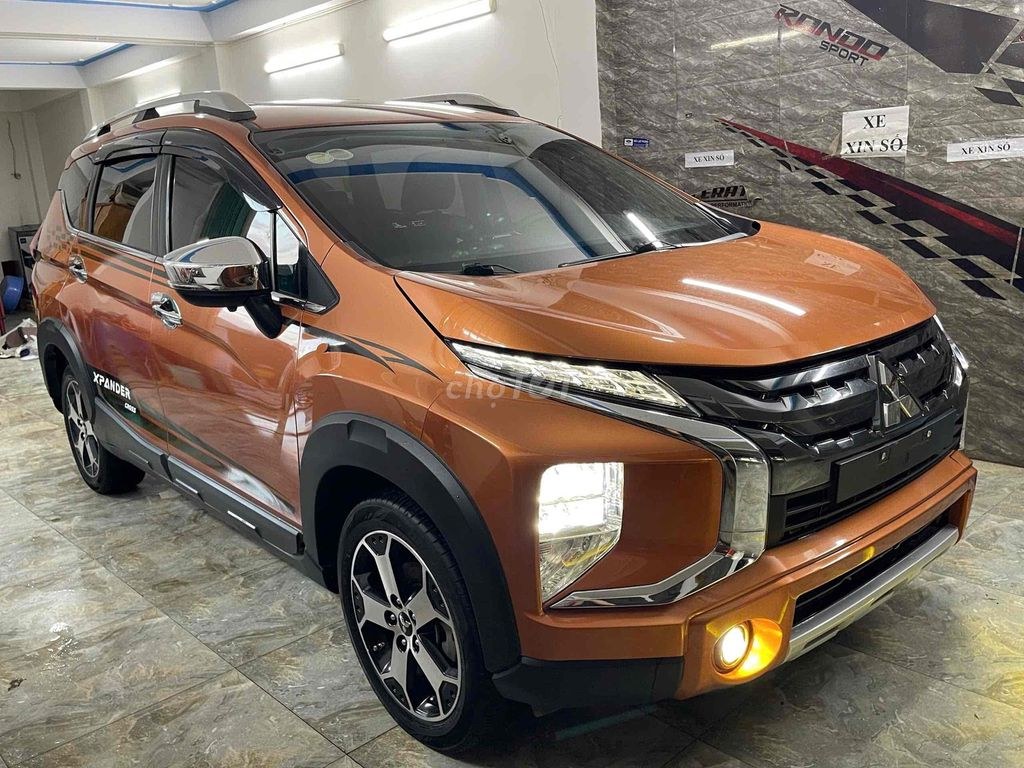 Mitsubishi Xpander Cross 2021 - ảnh 1