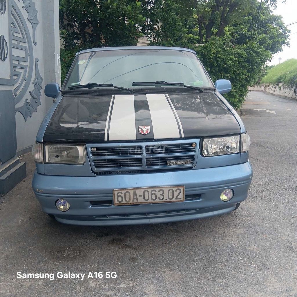 Dodge Grand Caravan 1995 - ảnh 1