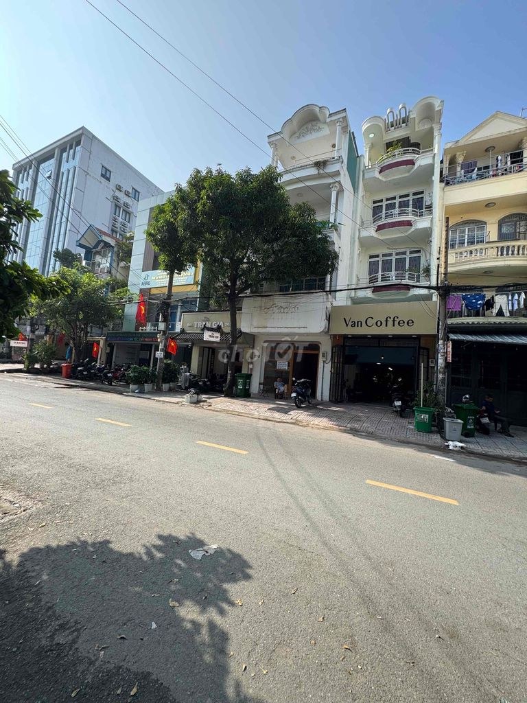 Bất động sản tại Tp Hồ Chí Minh - ảnh 1