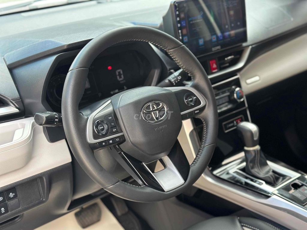 Toyota Veloz Cross 2022 - ảnh 3