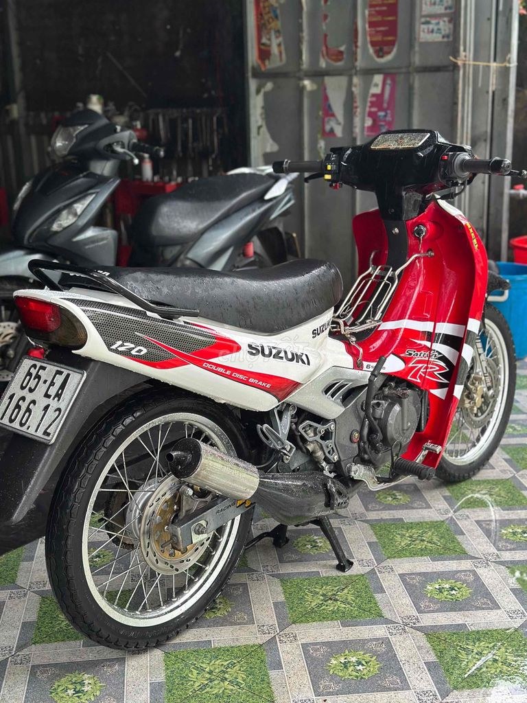 Suzuki 1999 - ảnh 1