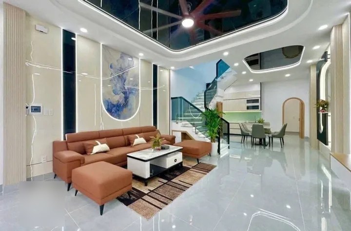 Real estate in Tp Hồ Chí Minh - photo 1