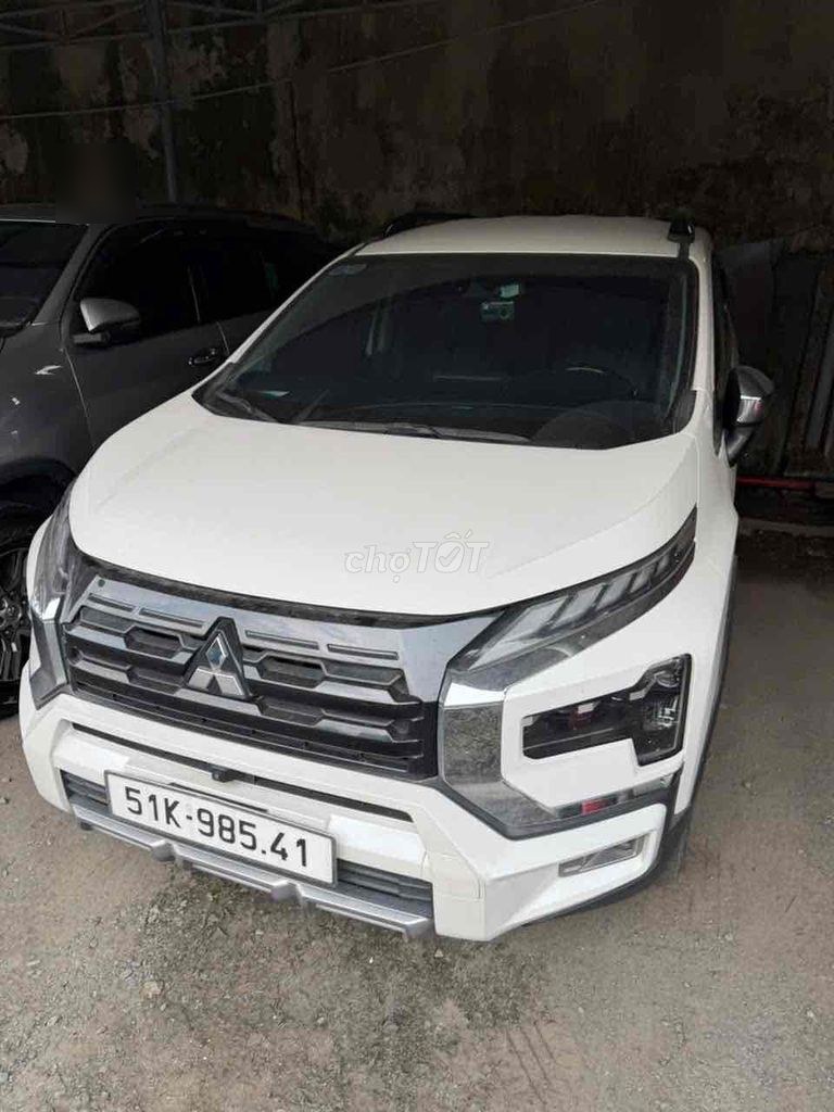 Mitsubishi Xpander Cross 2023 - ảnh 1