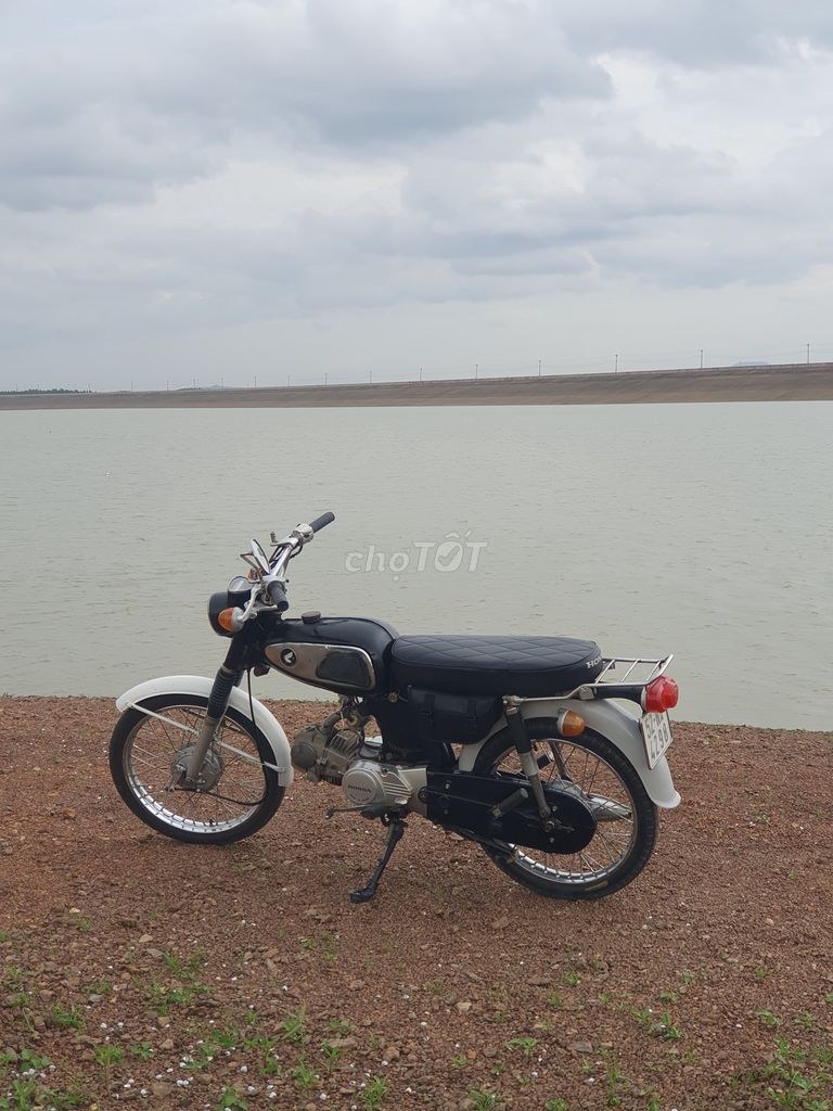 Honda 1999 - ảnh 1