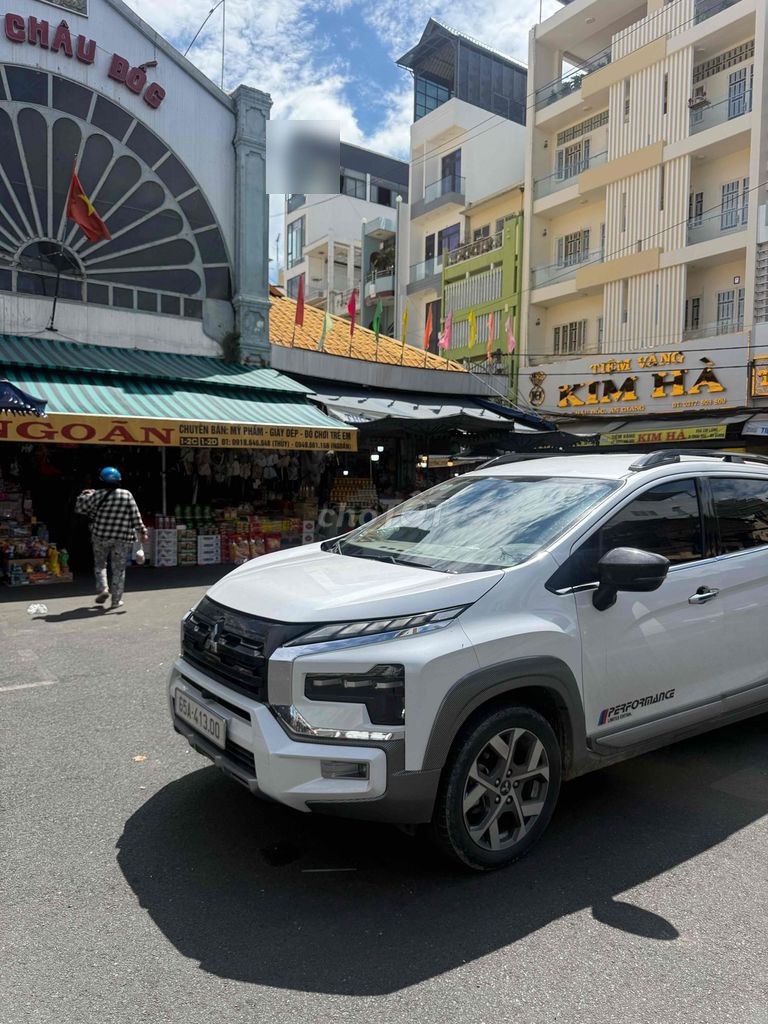 Mitsubishi Xpander 2023 - ảnh 1