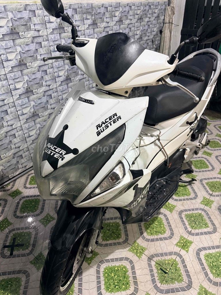 Honda 2012 - ảnh 1