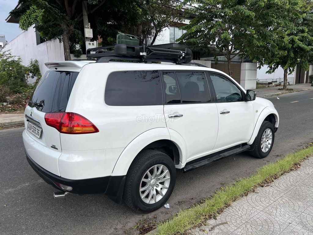 Mitsubishi Pajero Sport 2012 - ảnh 3