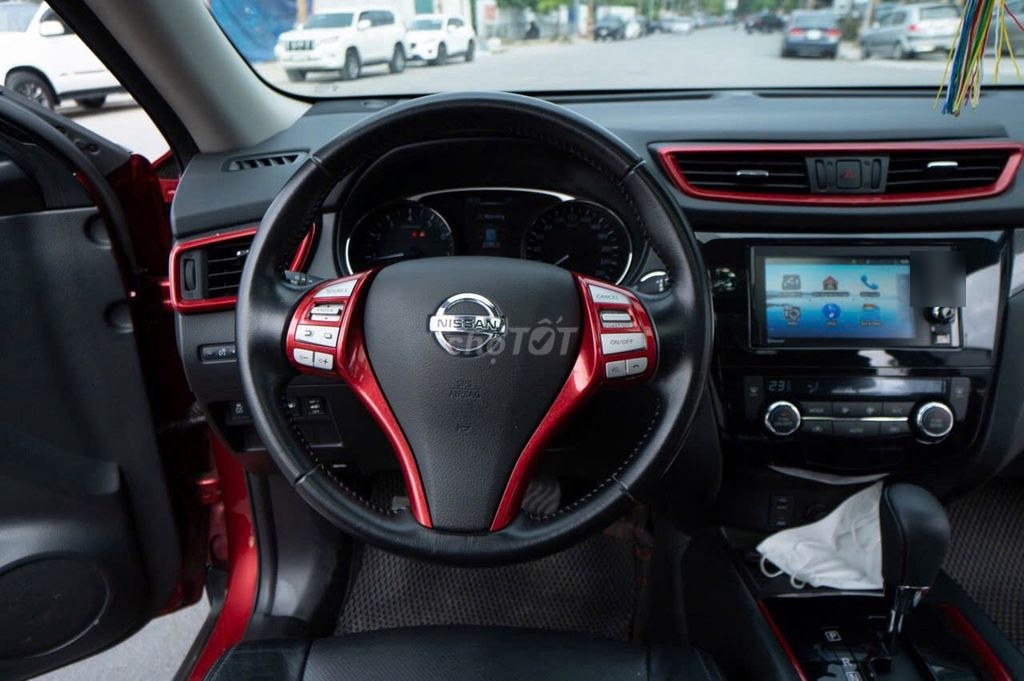 Nissan X Trail 2017 - ảnh 1