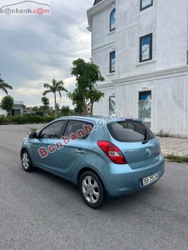 Hyundai i20 1.4 AT 2010 - ảnh 2
