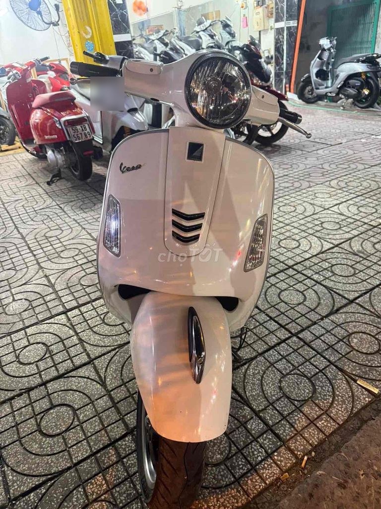 Piaggio 2015 - ảnh 1