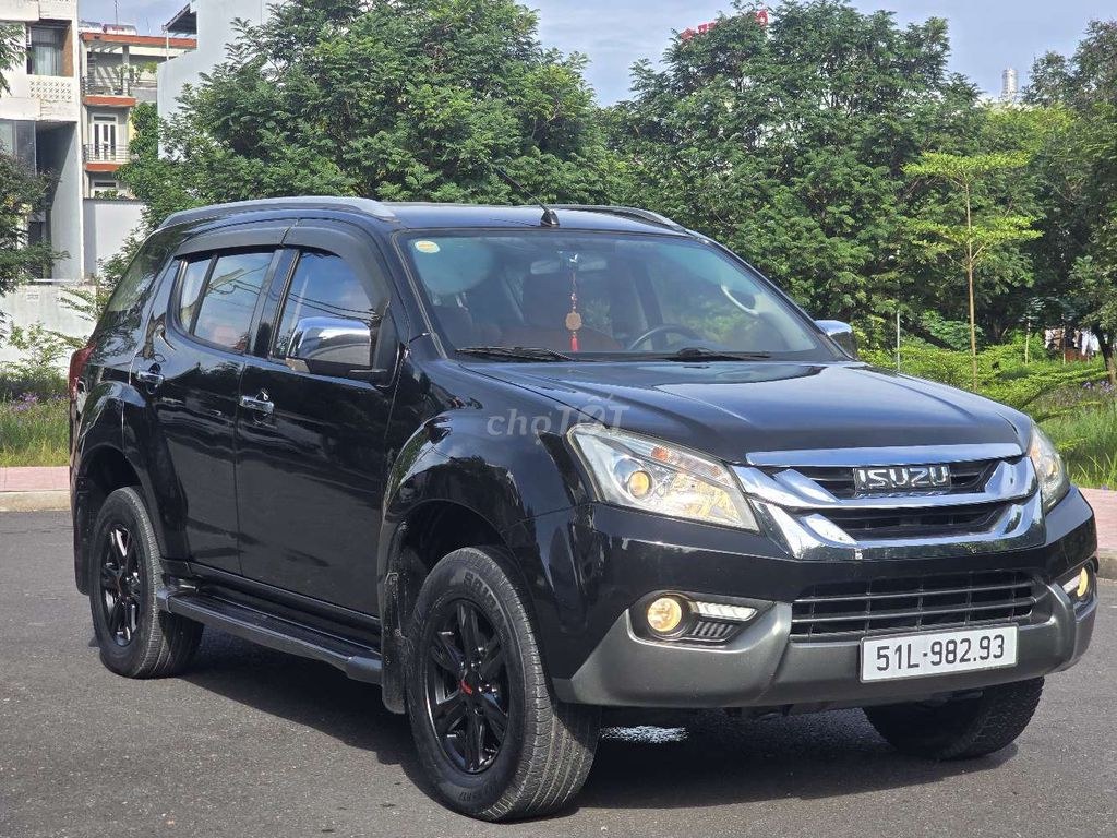 Isuzu Mu X 2017 - ảnh 2