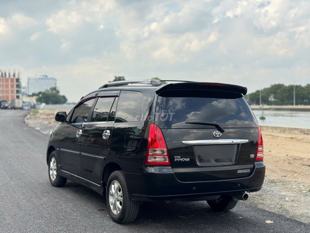 Toyota Innova 2006 - ảnh 1