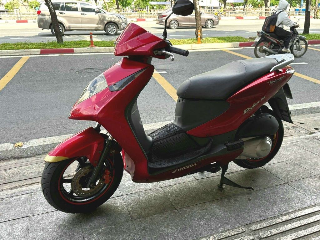 Honda 2005 - ảnh 1
