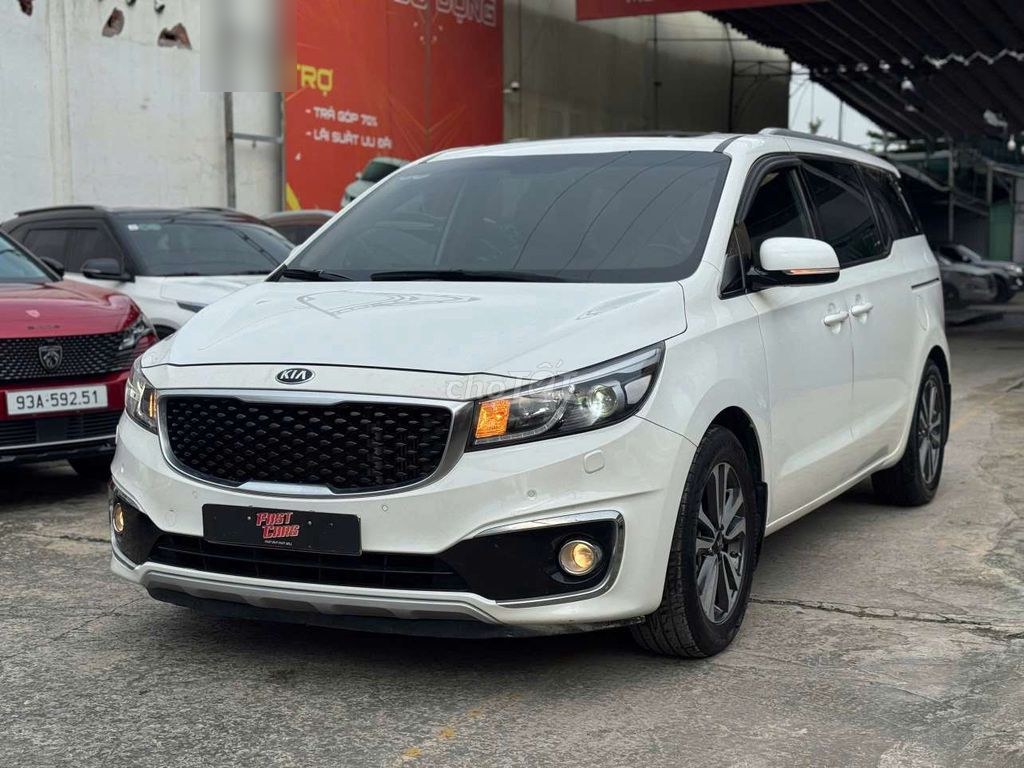 Kia Sedona 2017 - ảnh 2