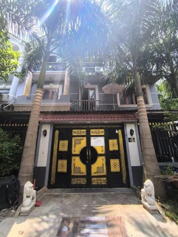 Real estate in Tp Hồ Chí Minh - photo 1