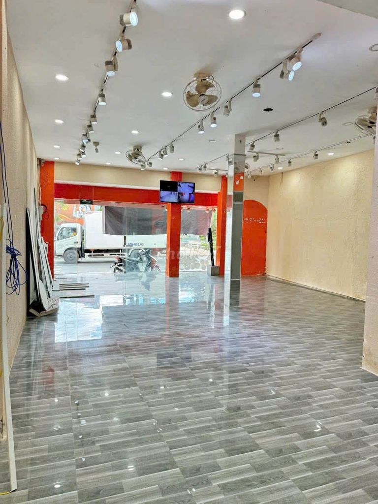 Bất động sản tại Tp Hồ Chí Minh - ảnh 1