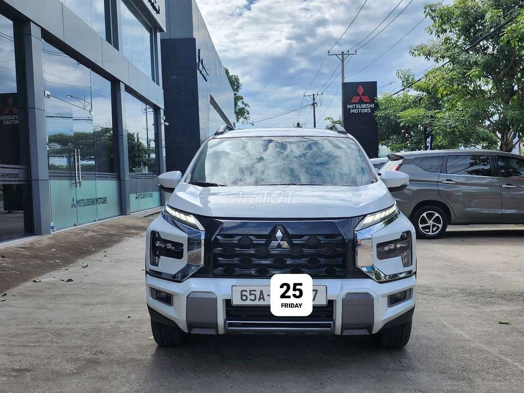 Mitsubishi Xpander Cross 2026 - ảnh 1
