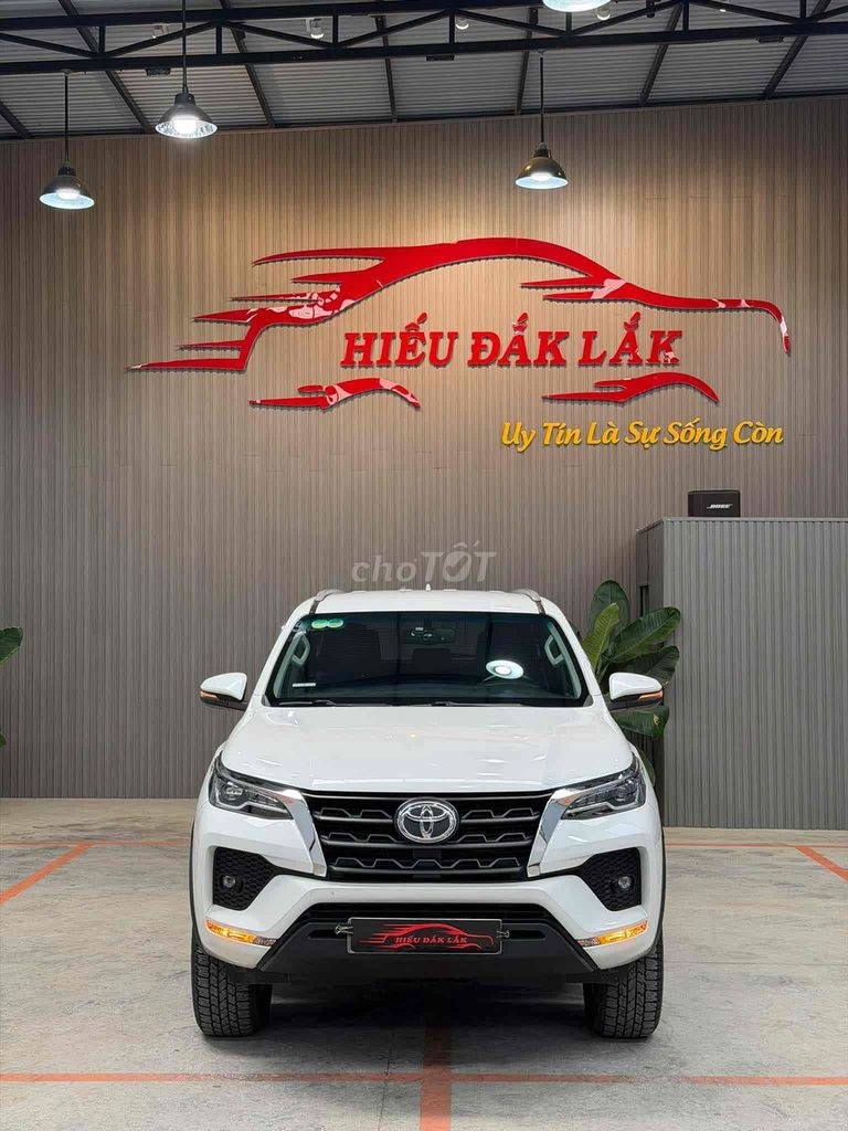 Toyota Fortuner 2023 - ảnh 1