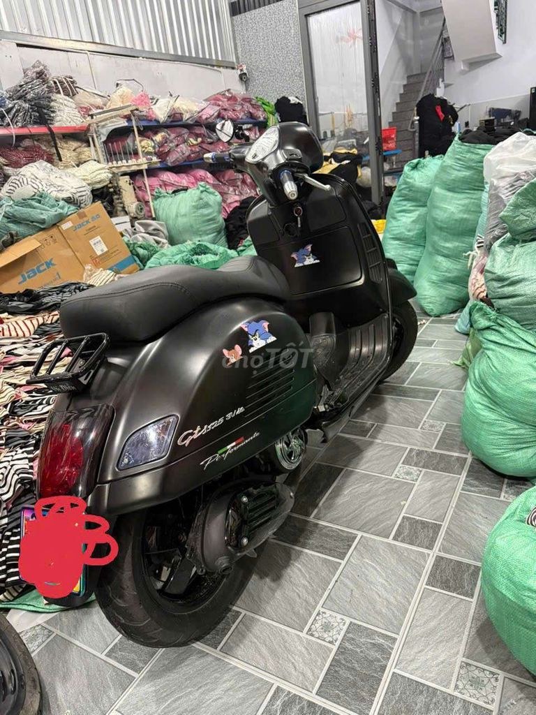 Piaggio 2015 - ảnh 1