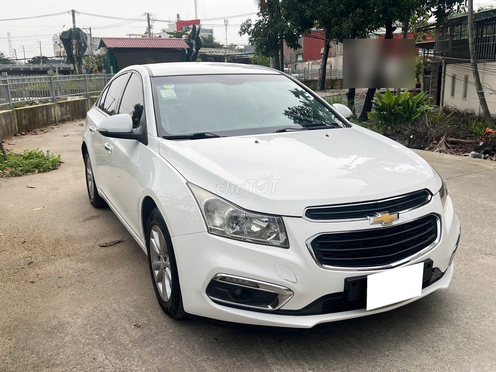 Chevrolet Cruze 2018 - ảnh 3