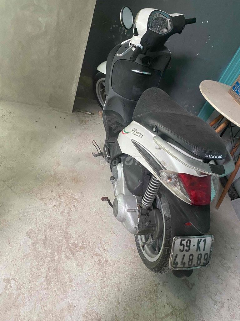 Piaggio 2012 - ảnh 1