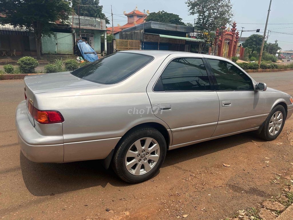 Toyota Camry 2001 - ảnh 3