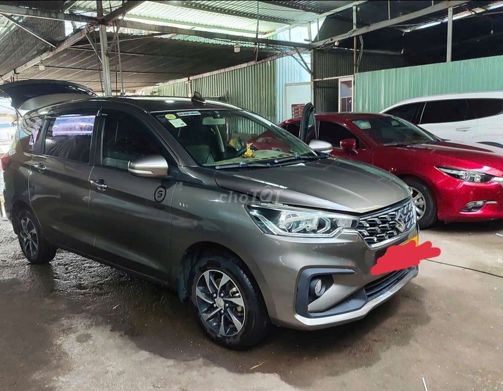 Suzuki Ertiga 2022 - ảnh 1