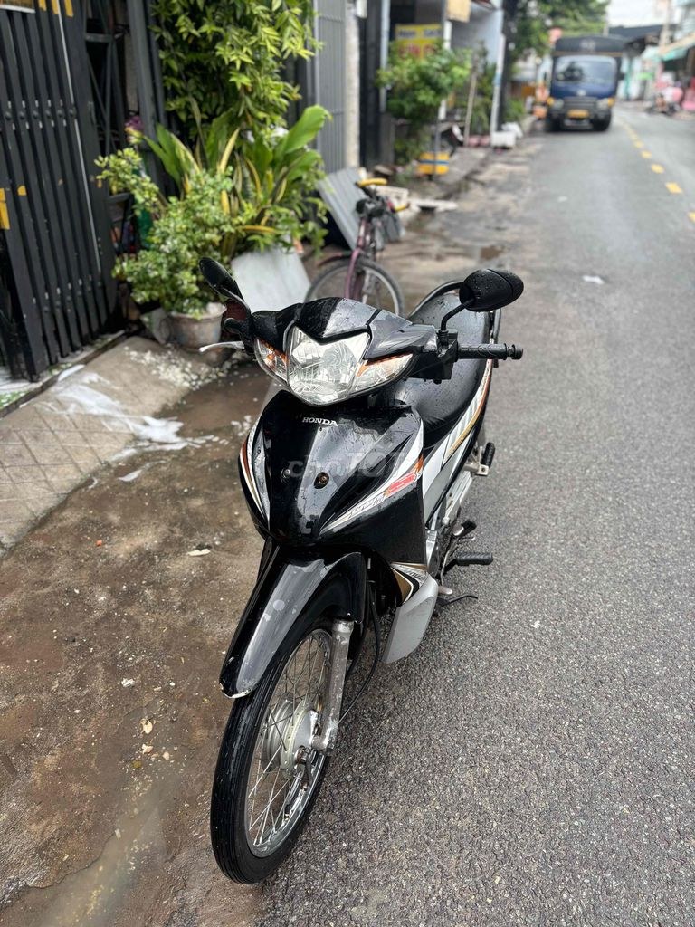 Honda 2012 - ảnh 1