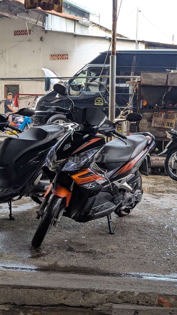 Honda 2010 - ảnh 1