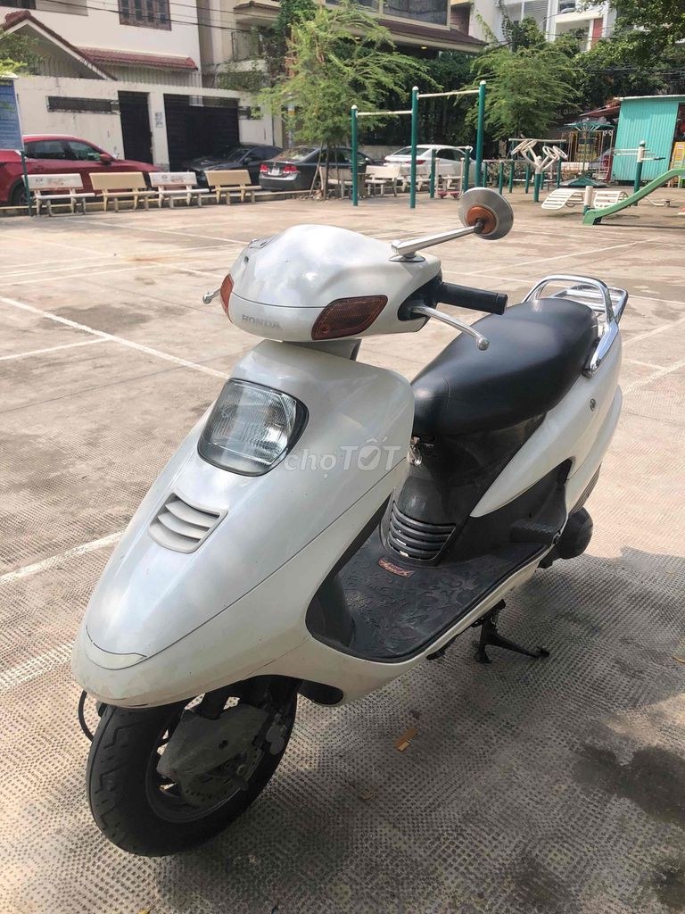 Honda 1998 - ảnh 1