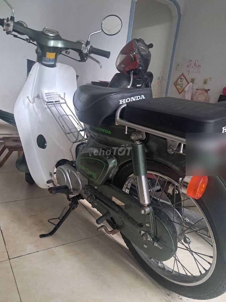 Honda 1981 - ảnh 1